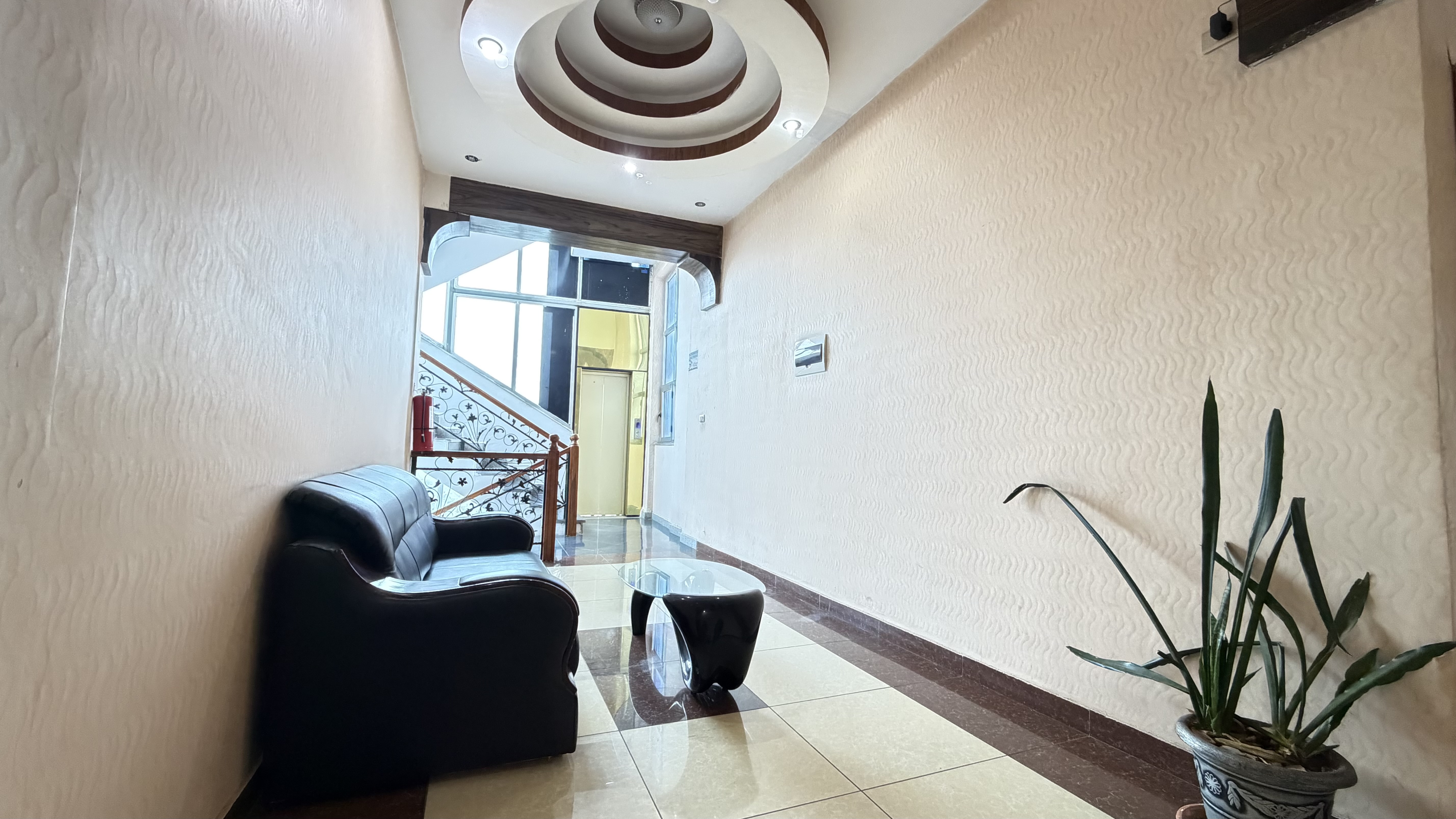 Centera Hotel lobby area
