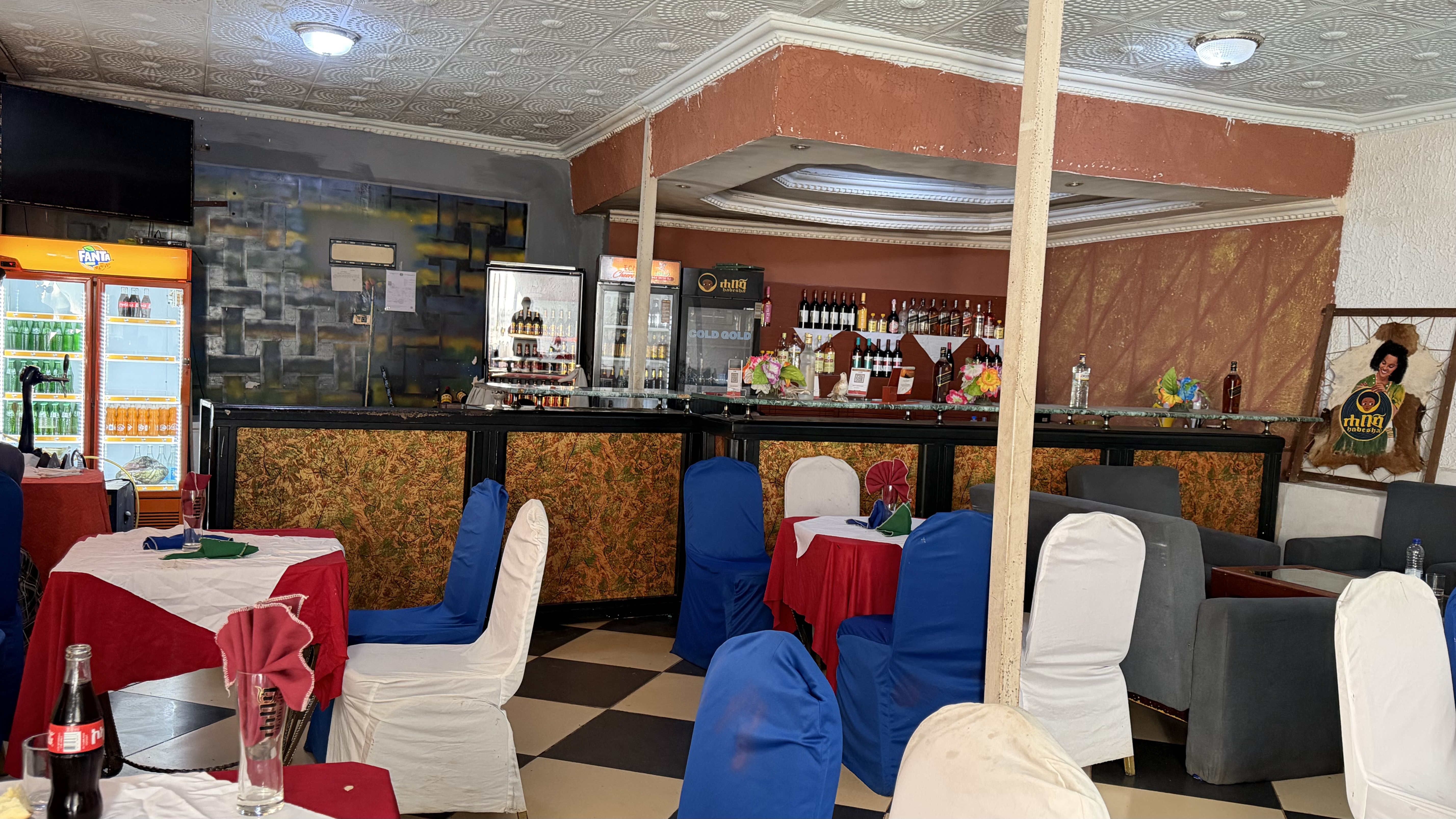 Centera Hotel restaurant dining area 2